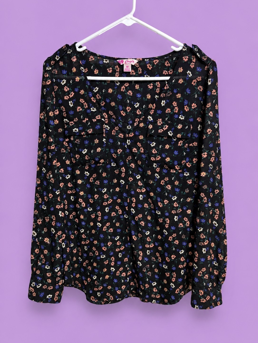 Candie's Black Floral Long-Sleeve V-Neck Blouse
